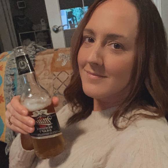 Meet your Posher, Robyn - Picture 1 of 1